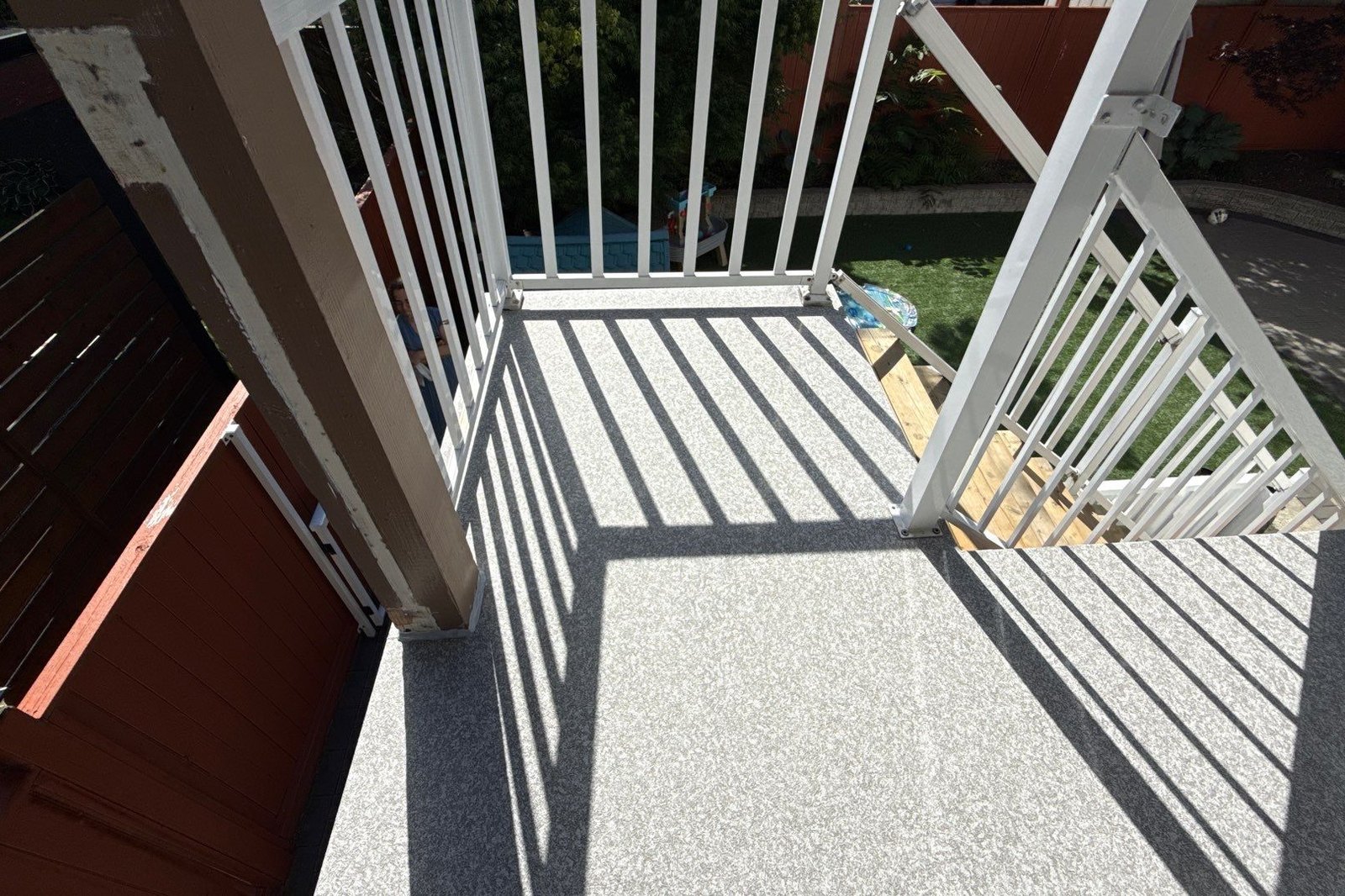 Valordek vinyl membrane balcony A properly waterproofed Valordek vinyl balcony deck with a continuous membrane surface
