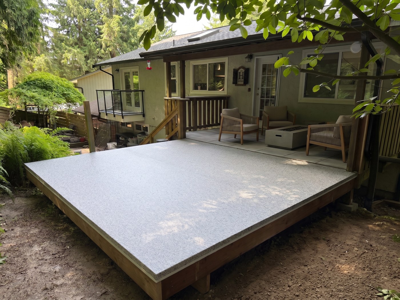 Garden platform deck sample scene from the Valordek deck visualizer, a real BC vinyl decking installation