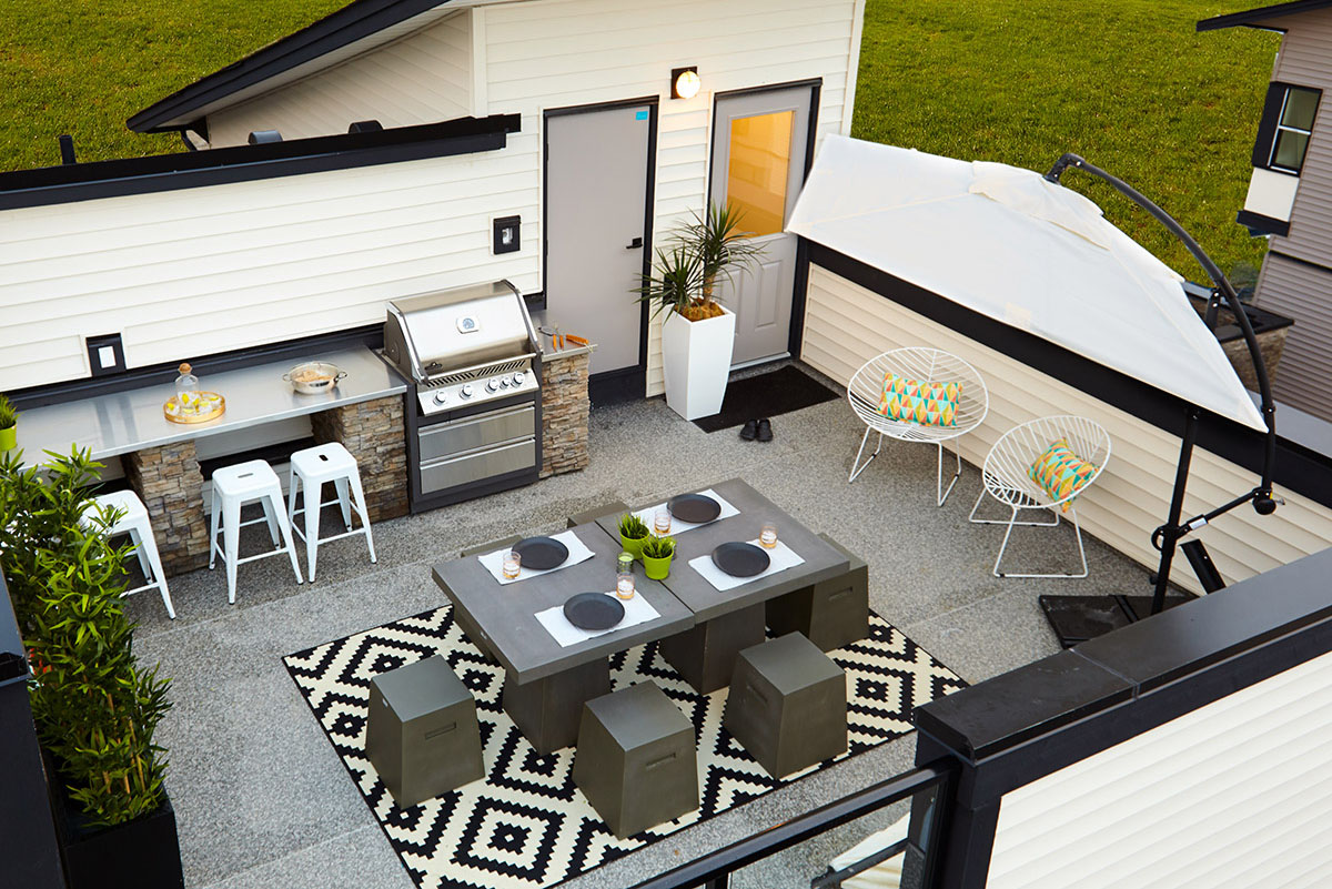 Vinyl deck install