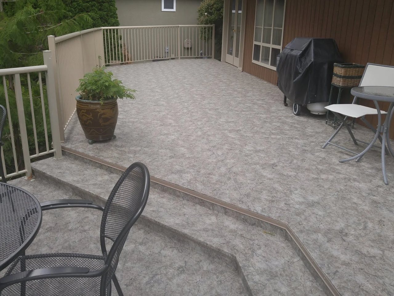 Valordek waterproof vinyl deck membrane on a residential deck