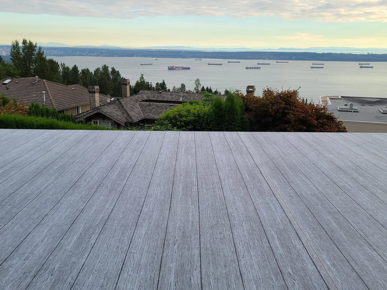 Valordek waterproof vinyl deck membrane on a residential deck